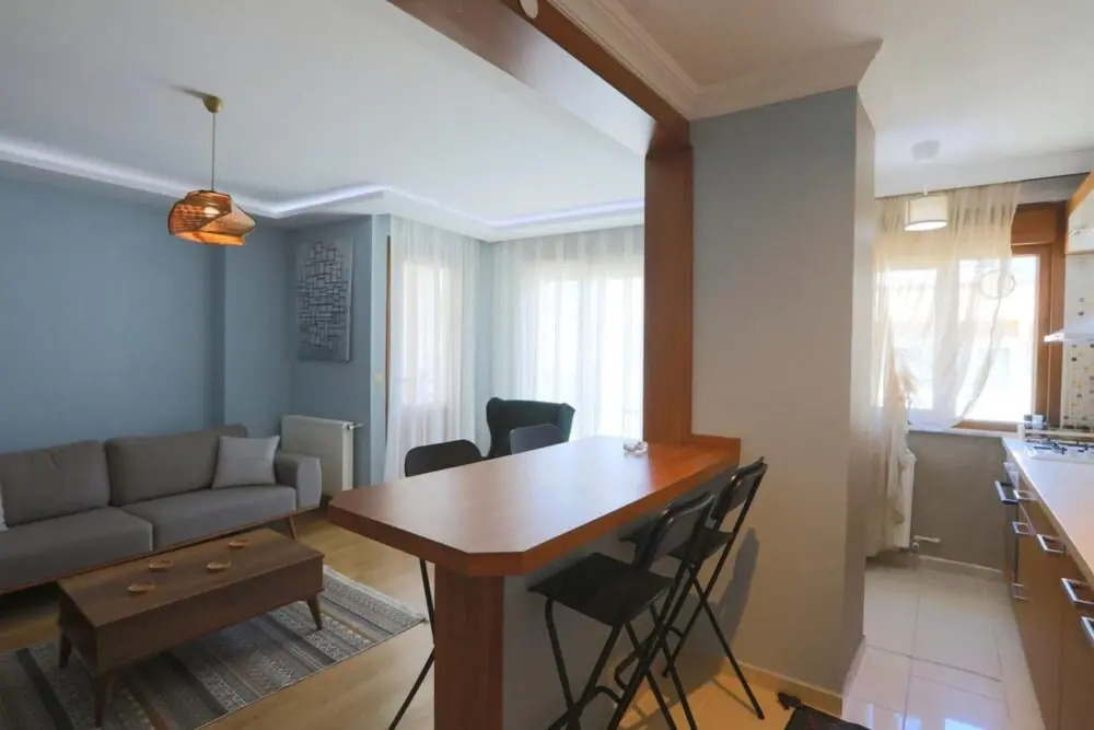 Modern and Stylish Flat With Balcony in Atasehir