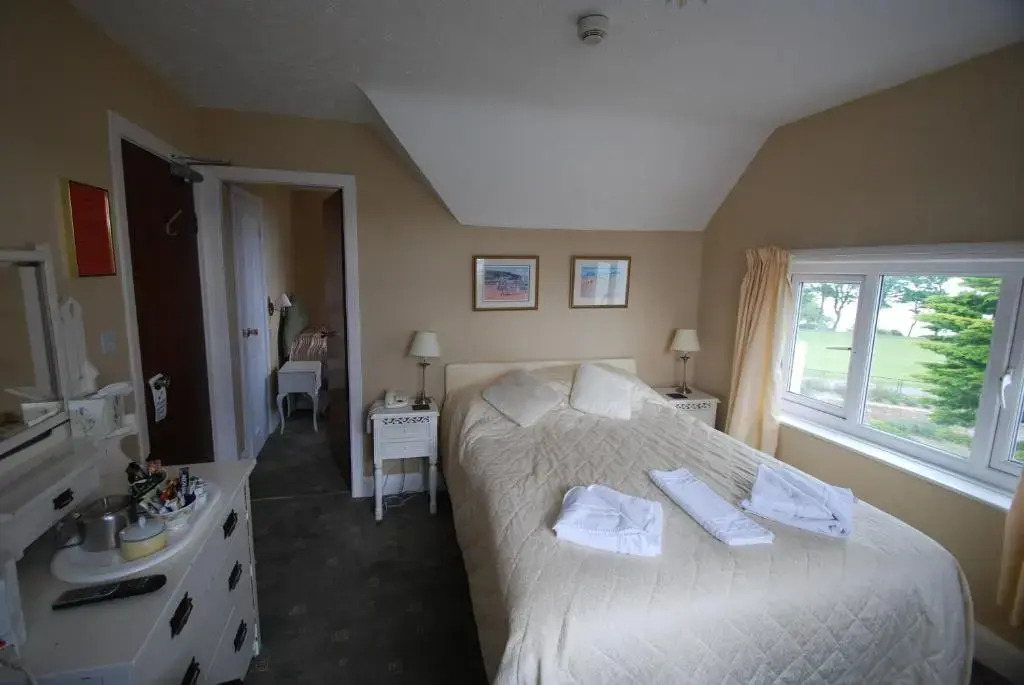 Headlands Hotel