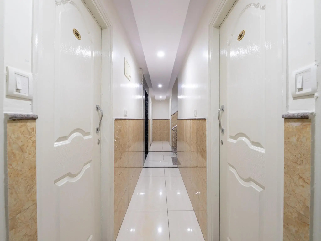 OYO 69790 Bhaiya Hotel