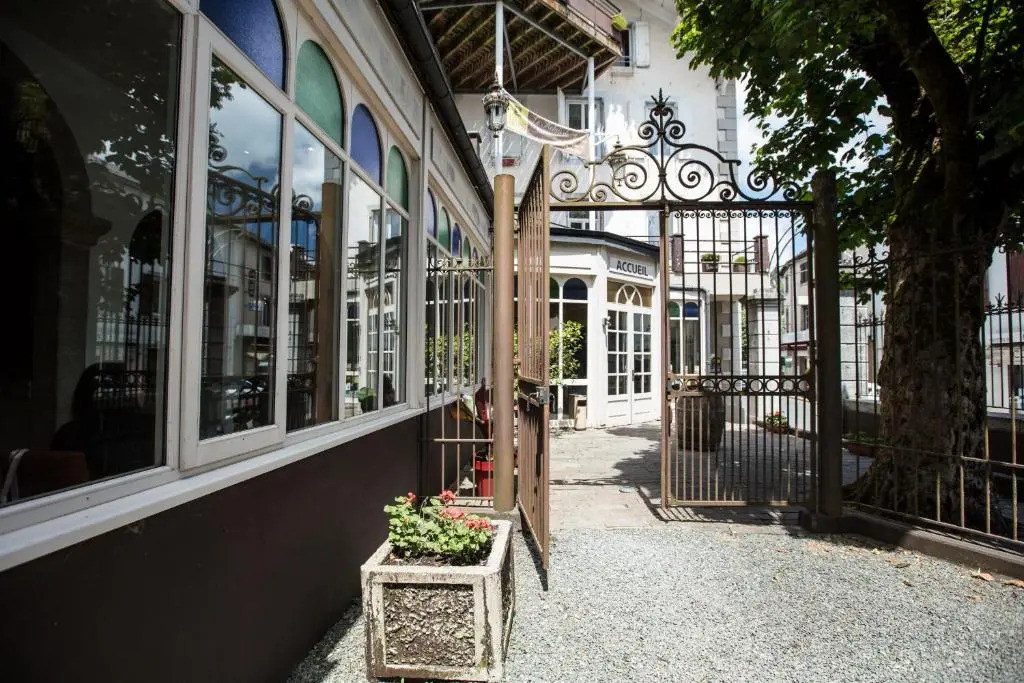 Hôtel Au Pavillon du Frêne