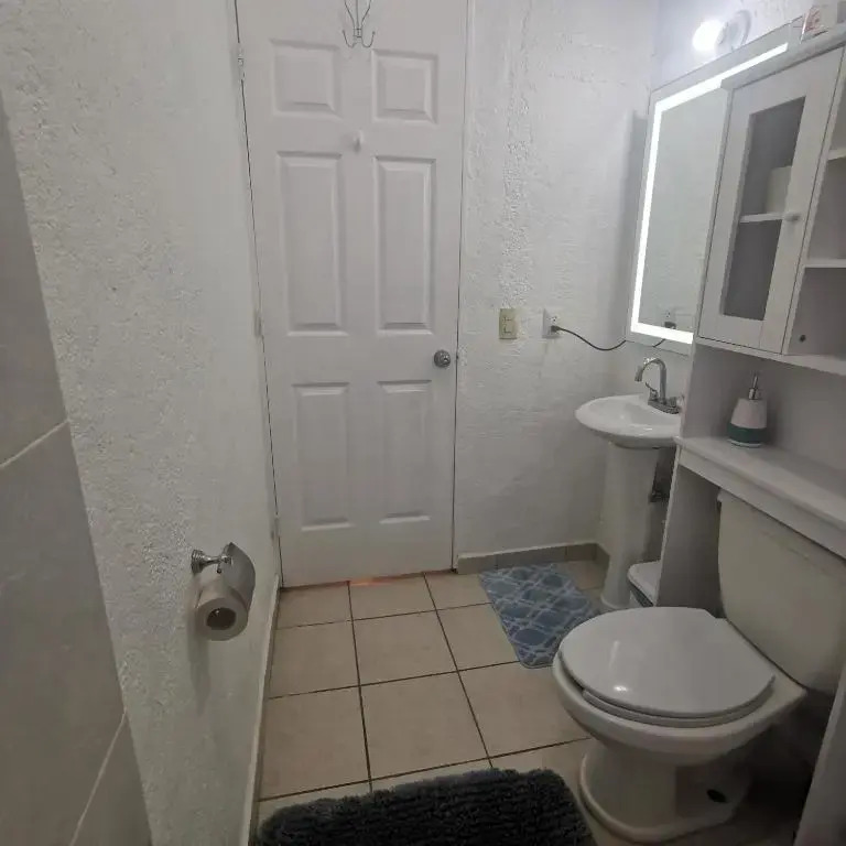 Comfy 2Bedroom minutes from downtown & fast wi-fi