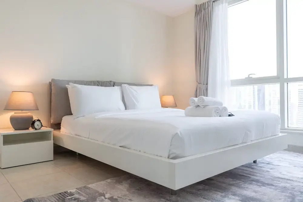 Luxury in Dubai Marina s 1 Bed That Sleeps 2