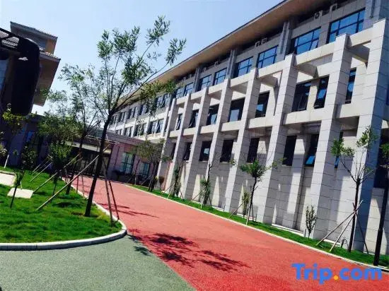 Penglai Culture and Tourism Jincheng Grand Hotel