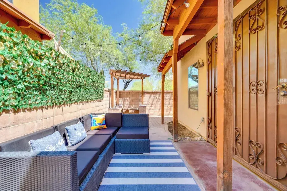 Southwestern Chic! Tucson Retreat w/ Private Patio