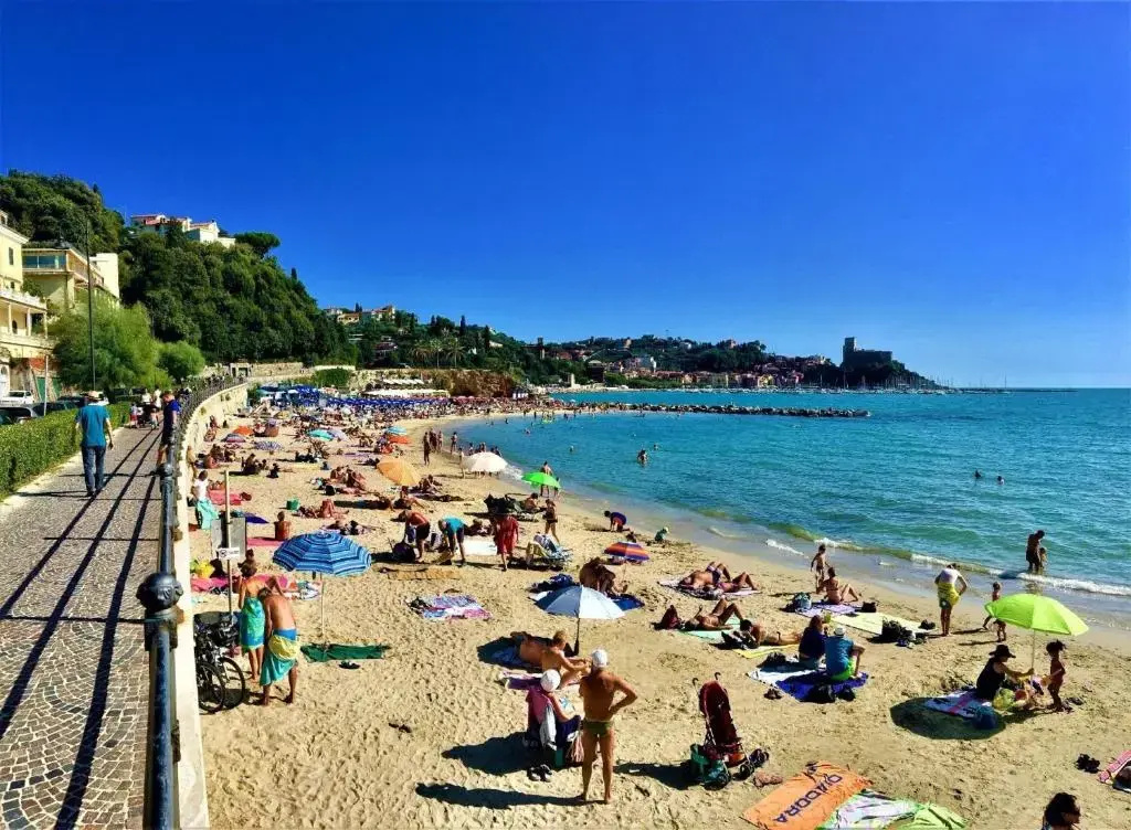 Mobilheim für 4 Personen ca 32 m in Ameglia, Italienische Riviera Italienische Westküste