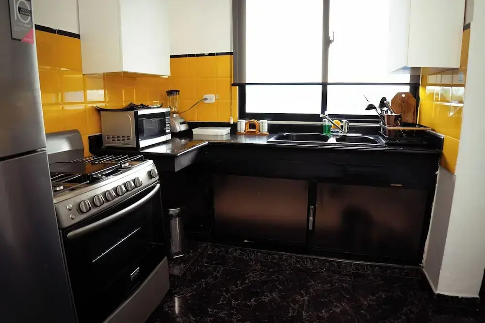 Residenciales H1 & H2 - Breakfast & Room Service - Airport close