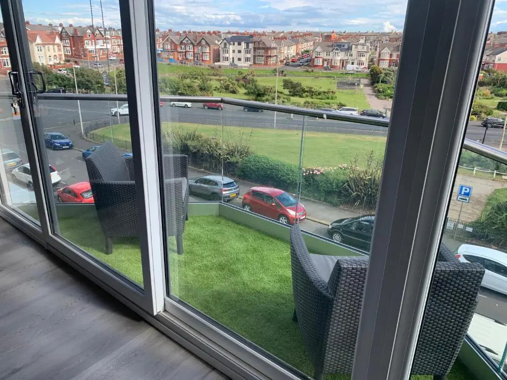 Willshaw Suites for families over 25 only