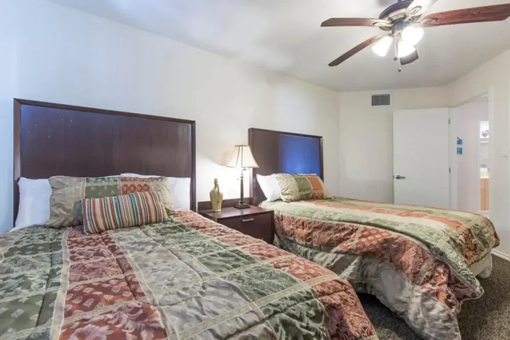 Gulfpoint Condominium A1214