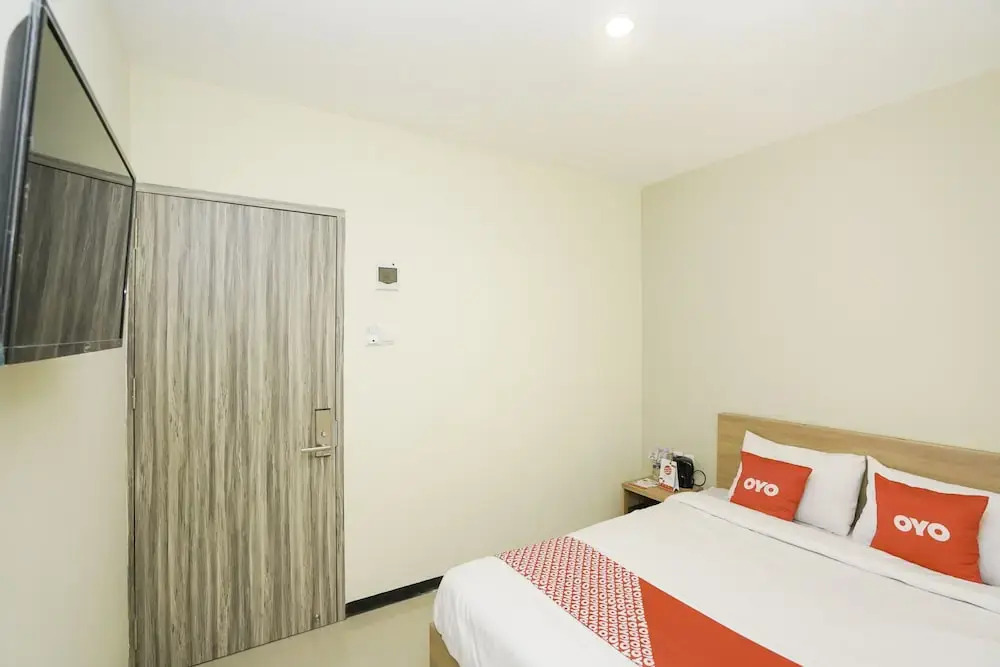 OYO 1091 Ace Business Hotel Galaxy Syariah