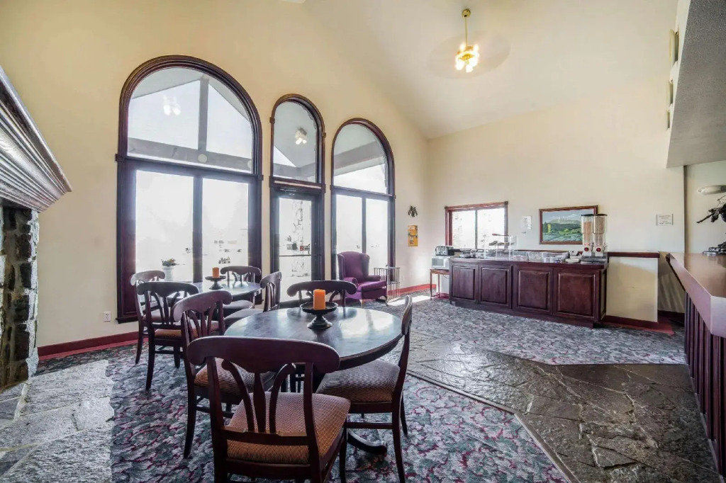 Rodeway Inn Whitehall
