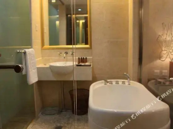 Jincheng Imperial Crown Hotel