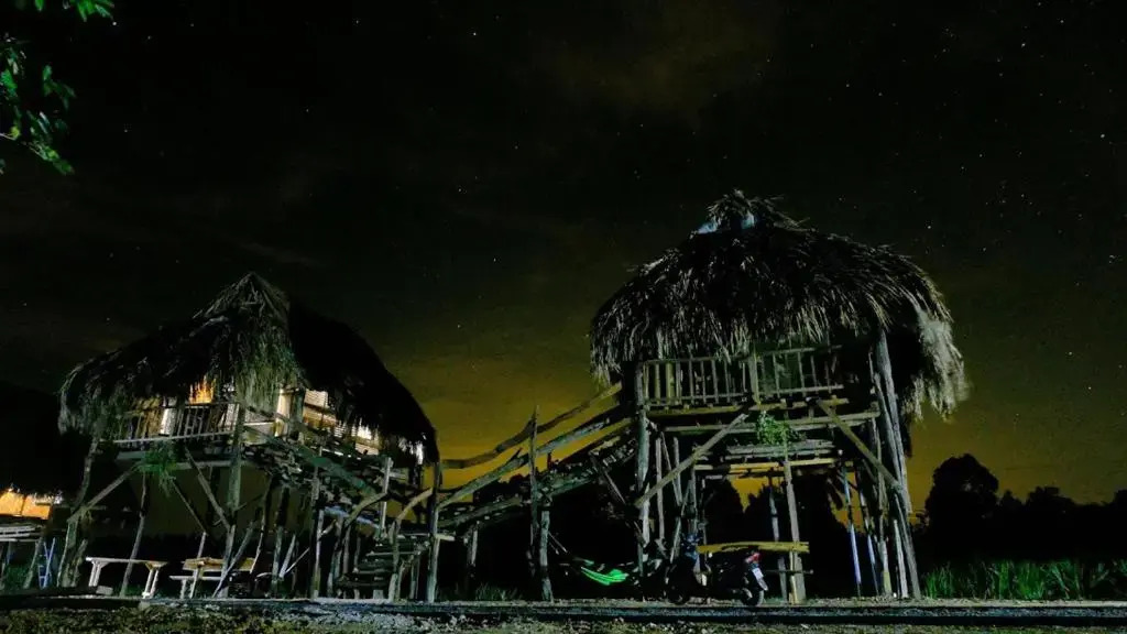 Sunny Field Eco Stilt House