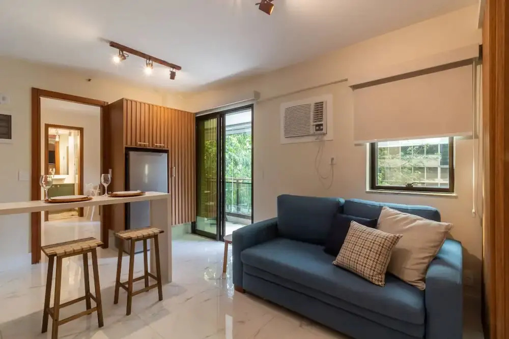 6 Minutes From Leblon Beach Gsm103