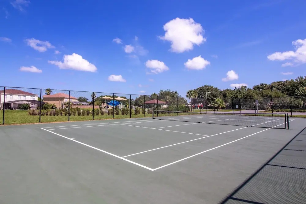 Sunny Private Pool with Nature View to Rear - Quiet Community - Nr Disney