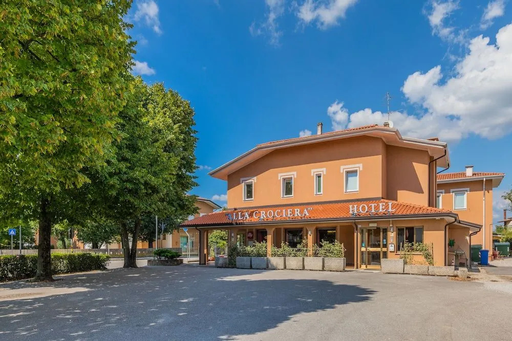 Hotel Alla Crociera