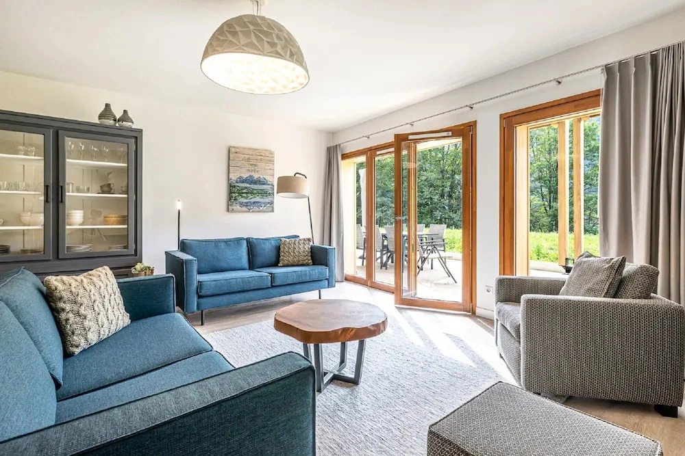 Sunny Terrace & Ski Access