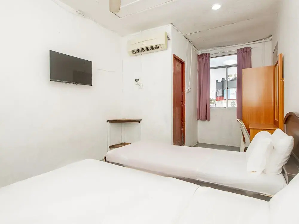 To Day Hotel by OYO Rooms