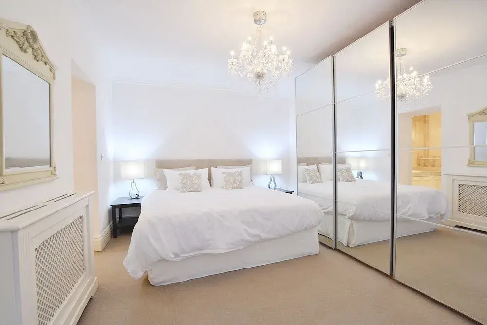 Rutland Gardens Apartment