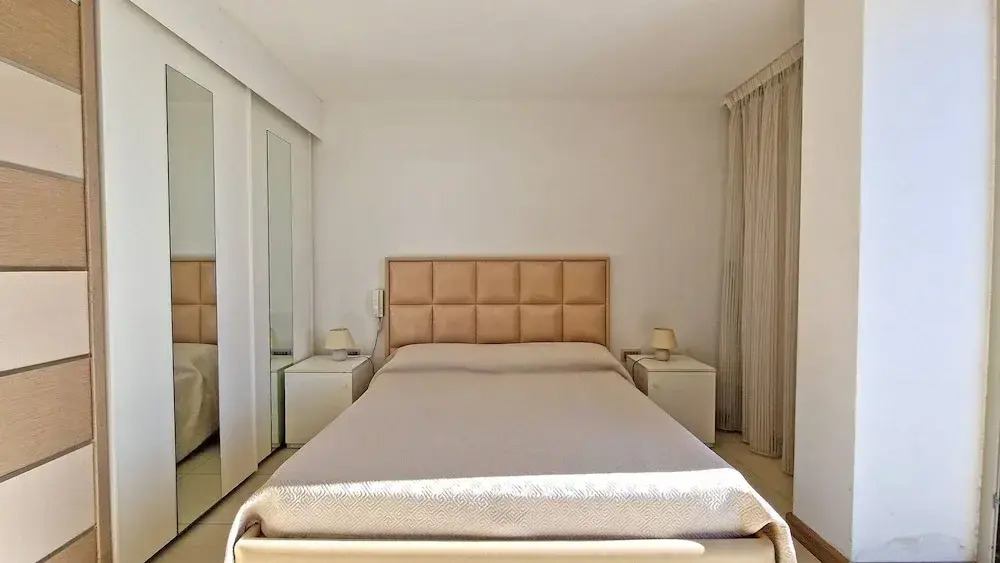 Penthouse Le Vele Sea View 2 Sleeps Air-conditioned