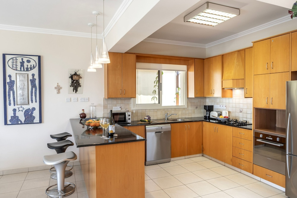 Chelidonia Larnaca Seafront Villa