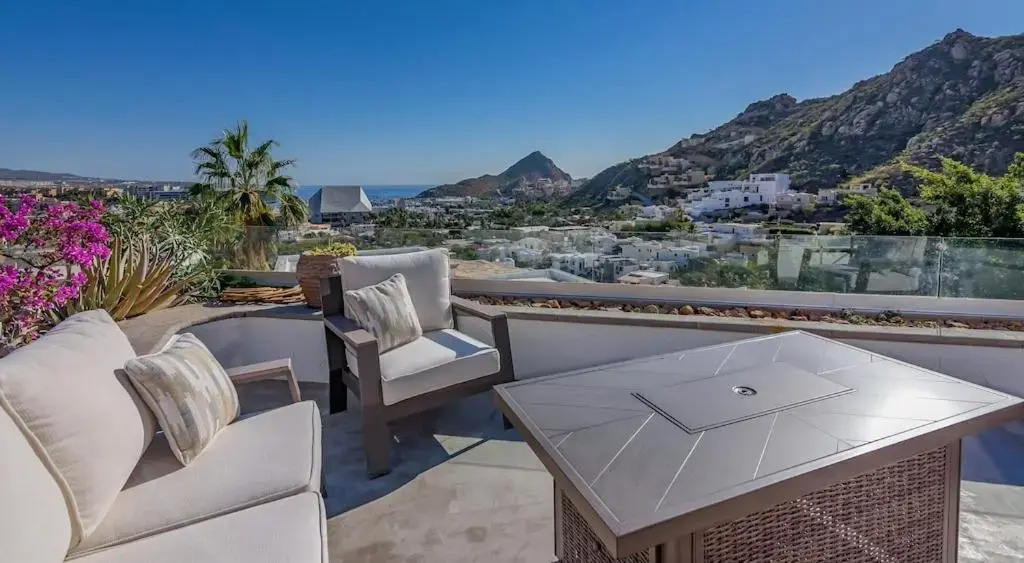 The one and only Pedregal Hollywood House