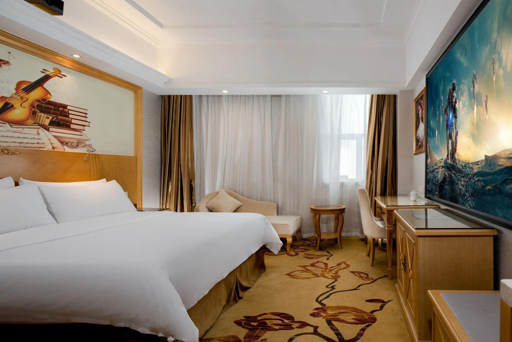 Vienna Hotel (Shenzhen Longgang Baifu City Store)