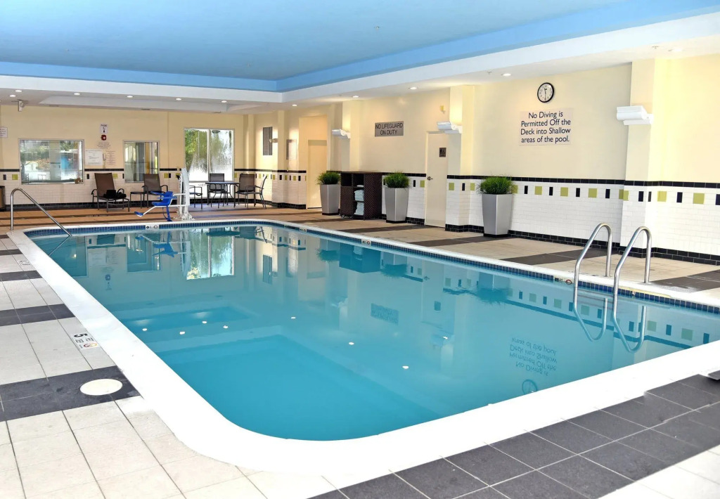 Fairfield Inn Hartford Airport