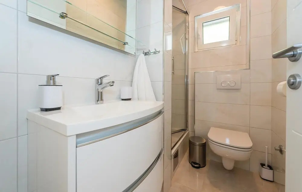Beautiful Home in Dubrava With Wifi and 6 Bedrooms