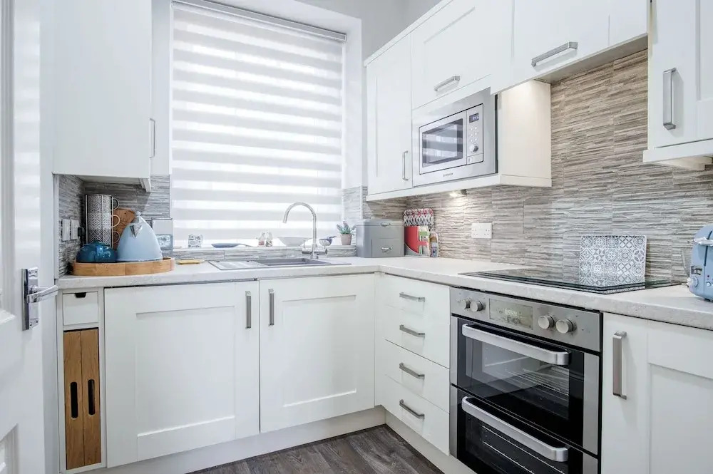 Belle Vue Court - 2 Bedroom Apartment - Tenby