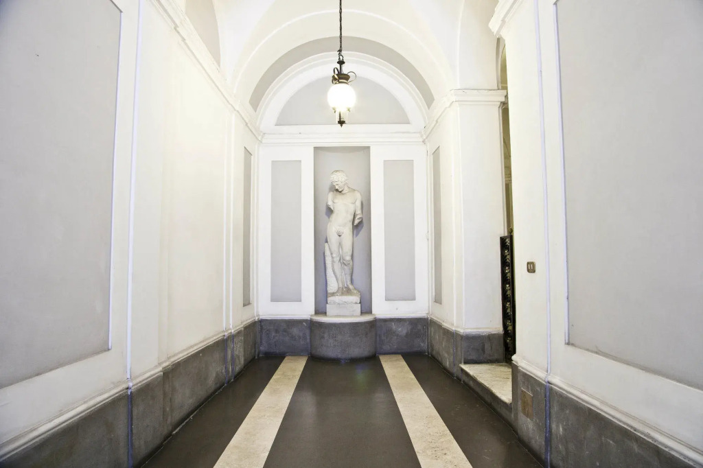 Corso 12 Roma