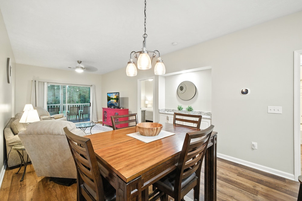 River Oaks 55E