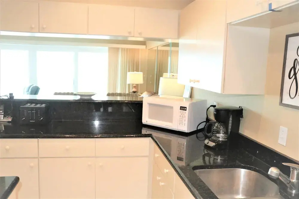 Jamaica Royale - T41 - 2 Br Condo