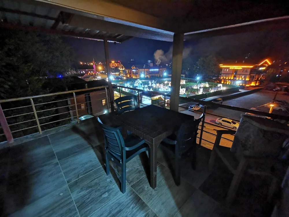 Huzur Otel