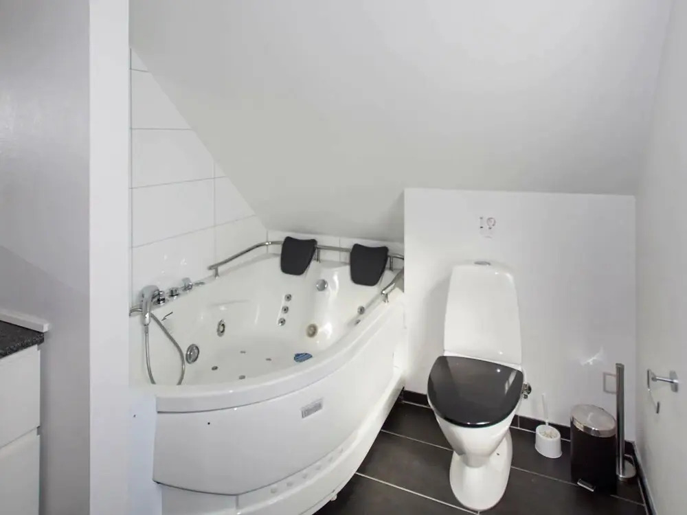 Luxurious Holiday Home in Hemmet With Indoor Whirlpool