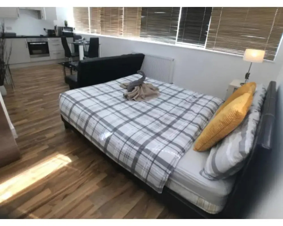 Global Sanctuary Suite Premium 13