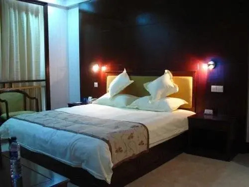 Petrel Hotel Luxury