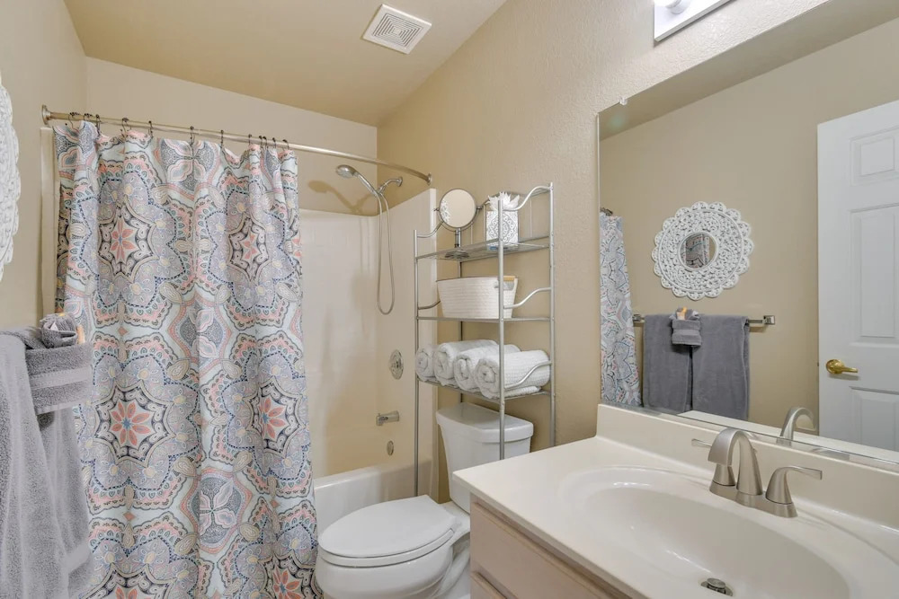 Family-friendly Lake Havasu City Home w/ Pool