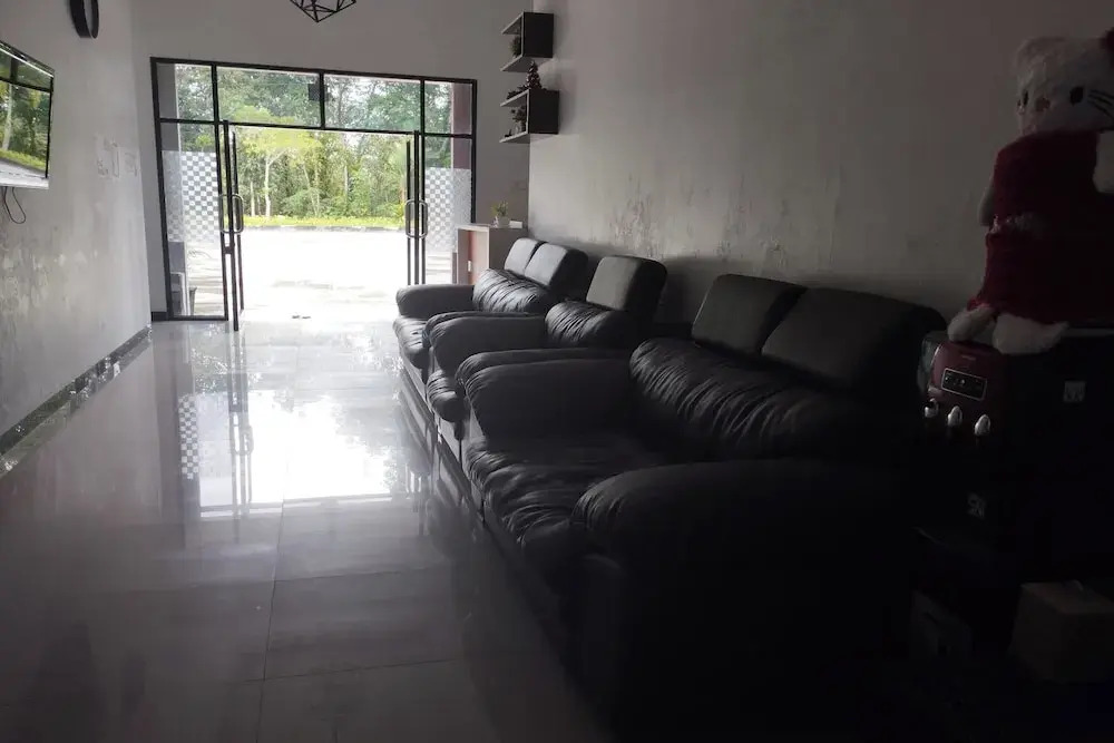 Hotel O Azwa Gh Katingan Near Lapangan Sepak Bola Pegatan Hilir