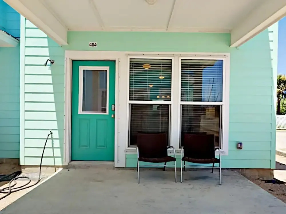 The Commons #404 - Three Bedroom Townhome