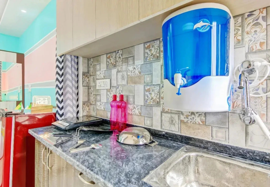 OYO Home 28827 Design Studio Huda City Center