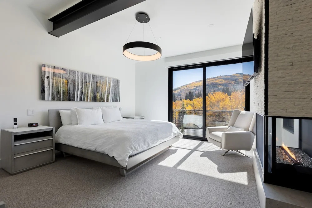Modern Mountain Retreat