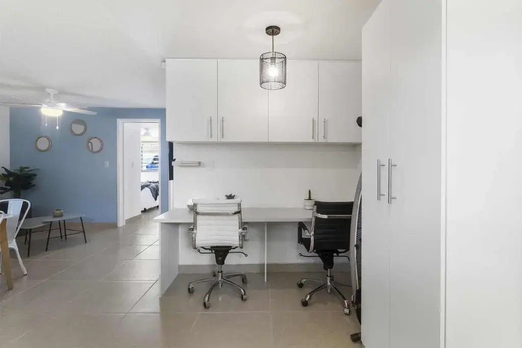 Suite Estilo y Ubicación 150MB Home Office Zaragoza El Prado C13