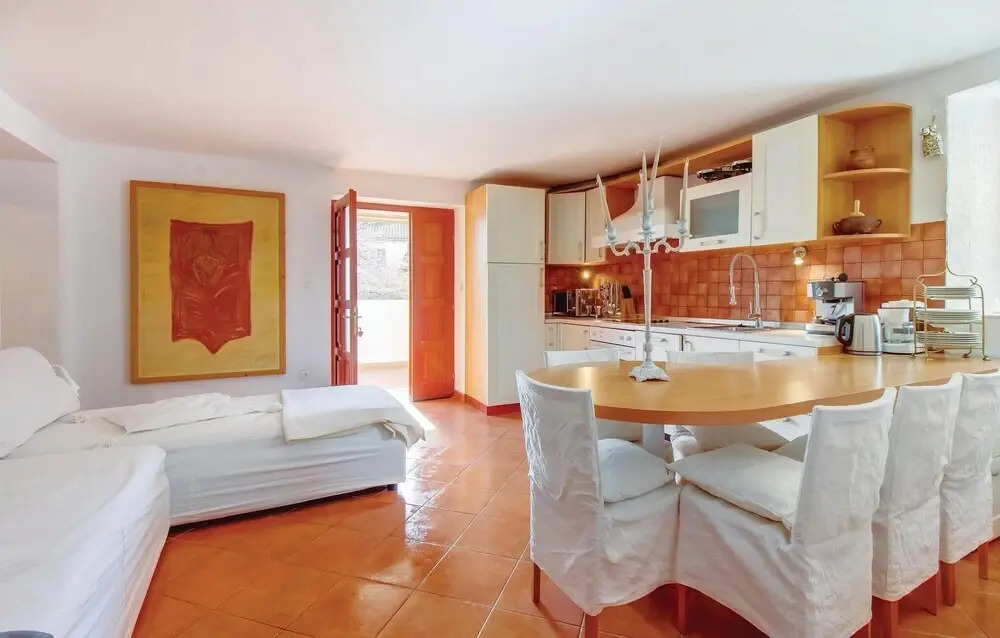 Beautiful Home in Mali Losinj With Wifi and 1 Bedrooms