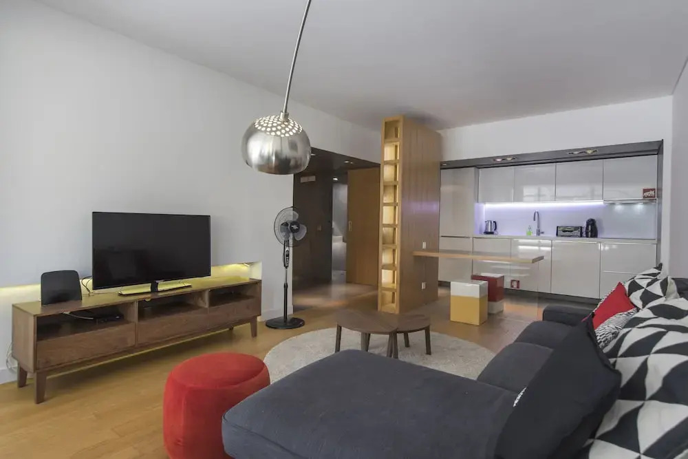 Marquês de Pombal Terrace by Lisbon Village Apartments