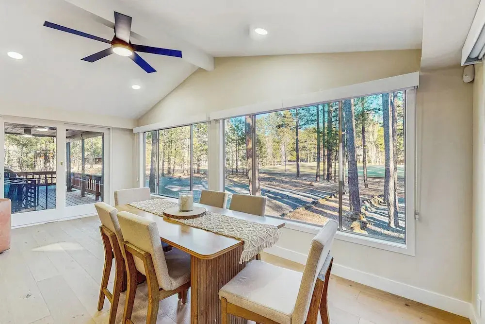 3BR House in the Pines On Golf Course