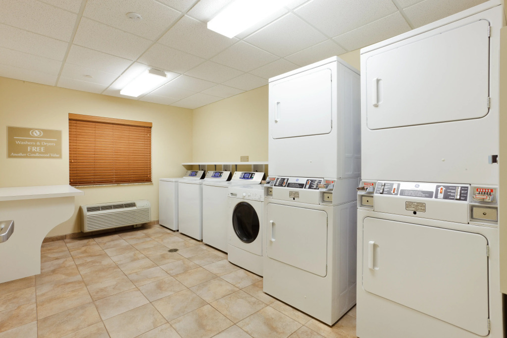 Candlewood Suites Harrisburg I-81 Hershey Area by IHG