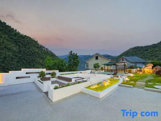 Yunyu·Bitter Wuman Shanling Wild Luxury Travel Panorama Beauty Hotel
