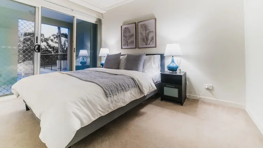 Absolute Riverfront One Bedroom Apartment