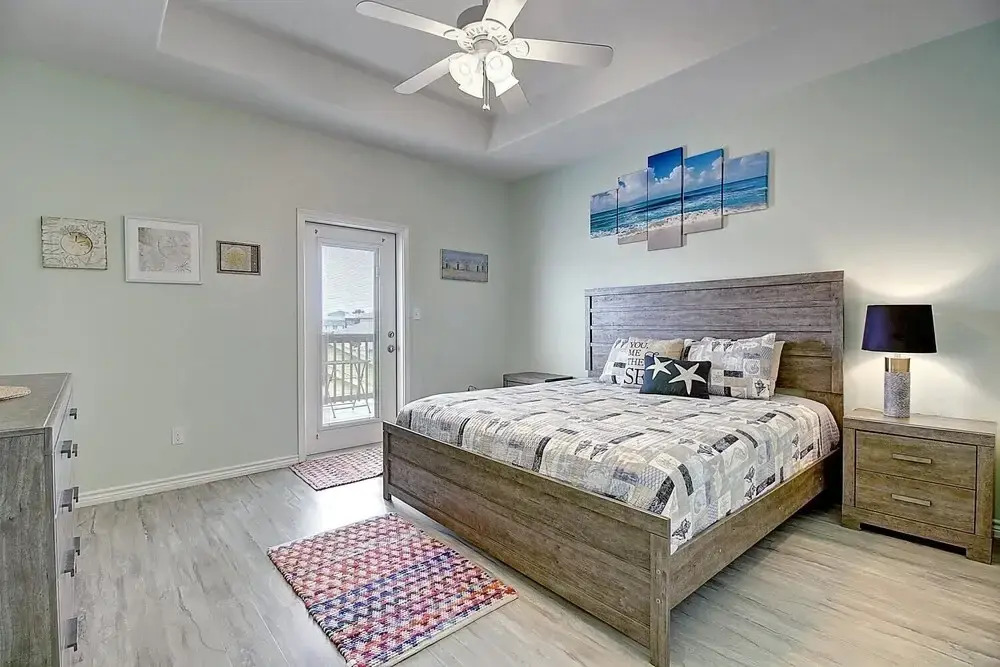 Piggy's Perch 4 Bedroom Townhouse by Redawning