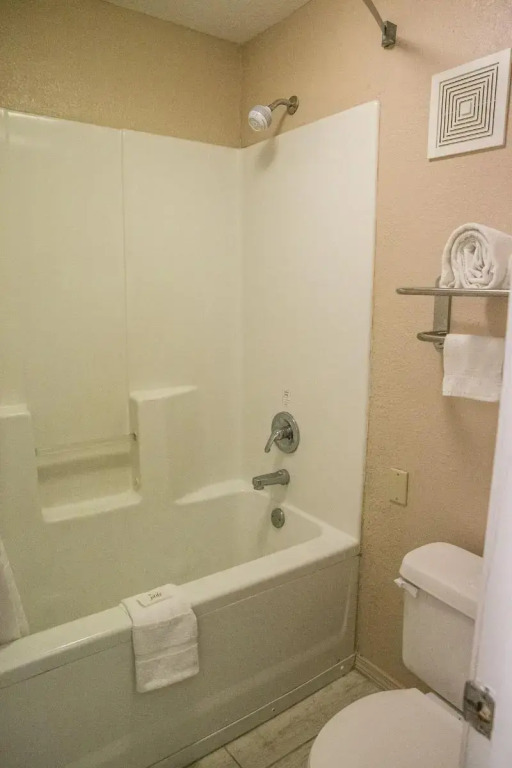 Mockingbird Inn & Suites